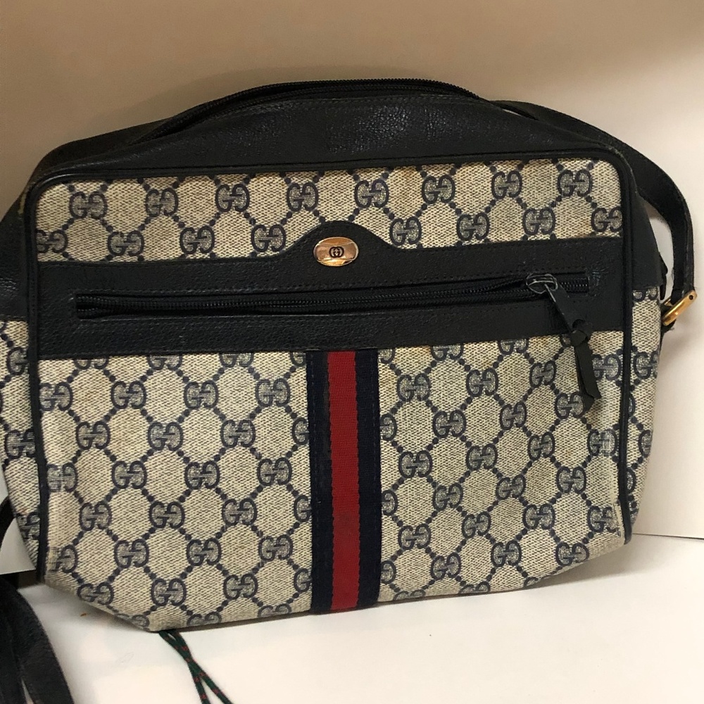 VINTAGE GUCCI Accessory Collection Crossbody